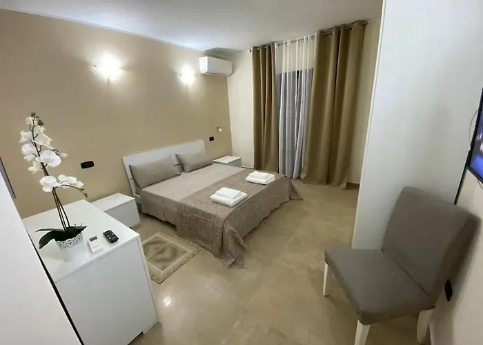 Alojamento de Acomodação e Pequeno-almoço Mediterraneo *